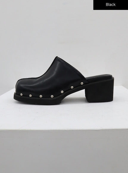 Squared Heel Clogs CG05