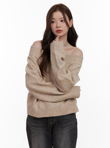 cozy-woolen-off-shoulder-sweater-od403 / Beige