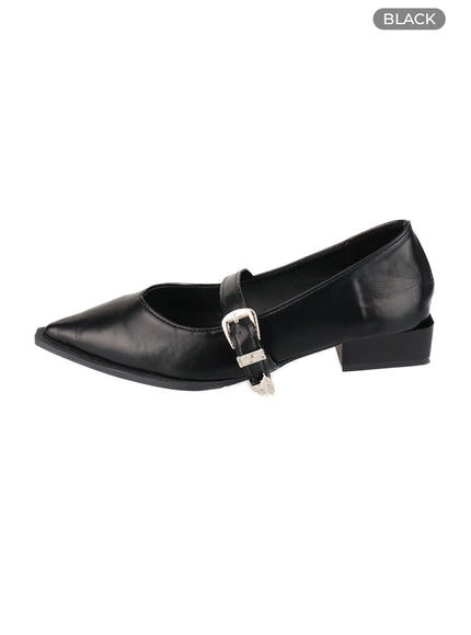 buckle-pointed-toe-flats-with-low-heels-ca412 / Black