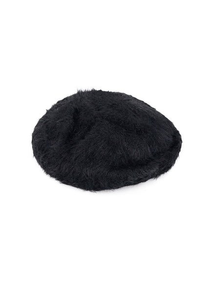 cozy-faux-fur-beret-on404 / Black