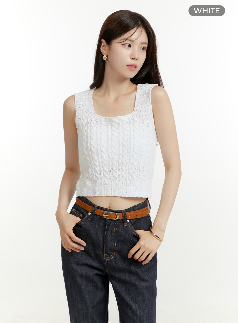 cable-knit-sleeveless-top-ou428 / White