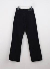 flare-pants-on320