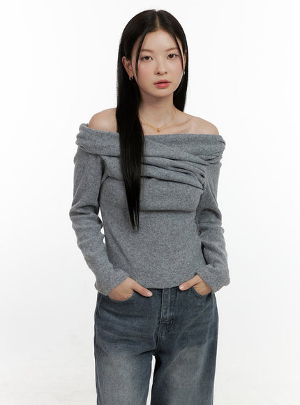 twist-off-shoulder-sweater-on408 / Gray