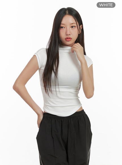 slim-fit-turtle-neck-crop-top-co402 / White