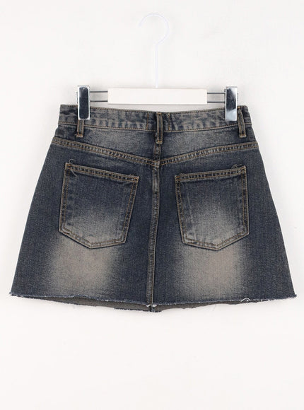 washed-denim-mini-skirt-in301