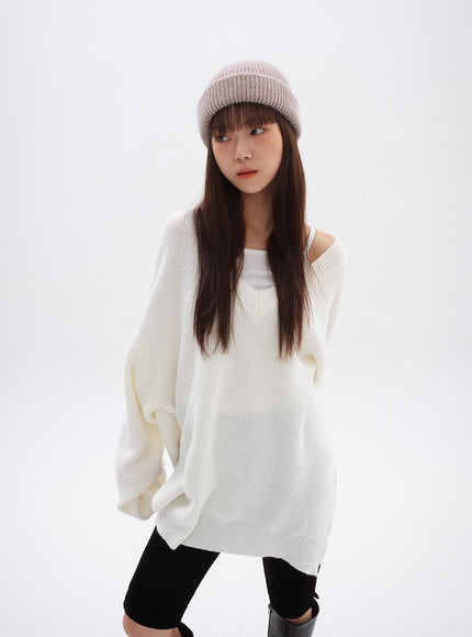 Split V-Neck Long Knit